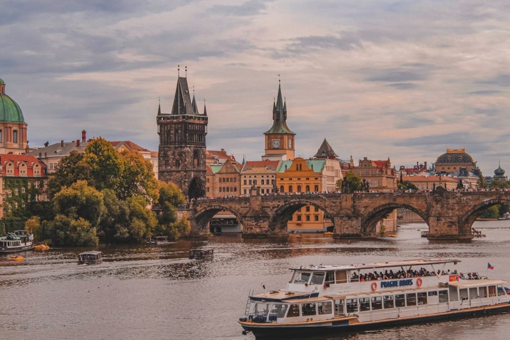 Cheap Flights from Austin - September 18 3 Cheap Flights from Austin - September 18 2